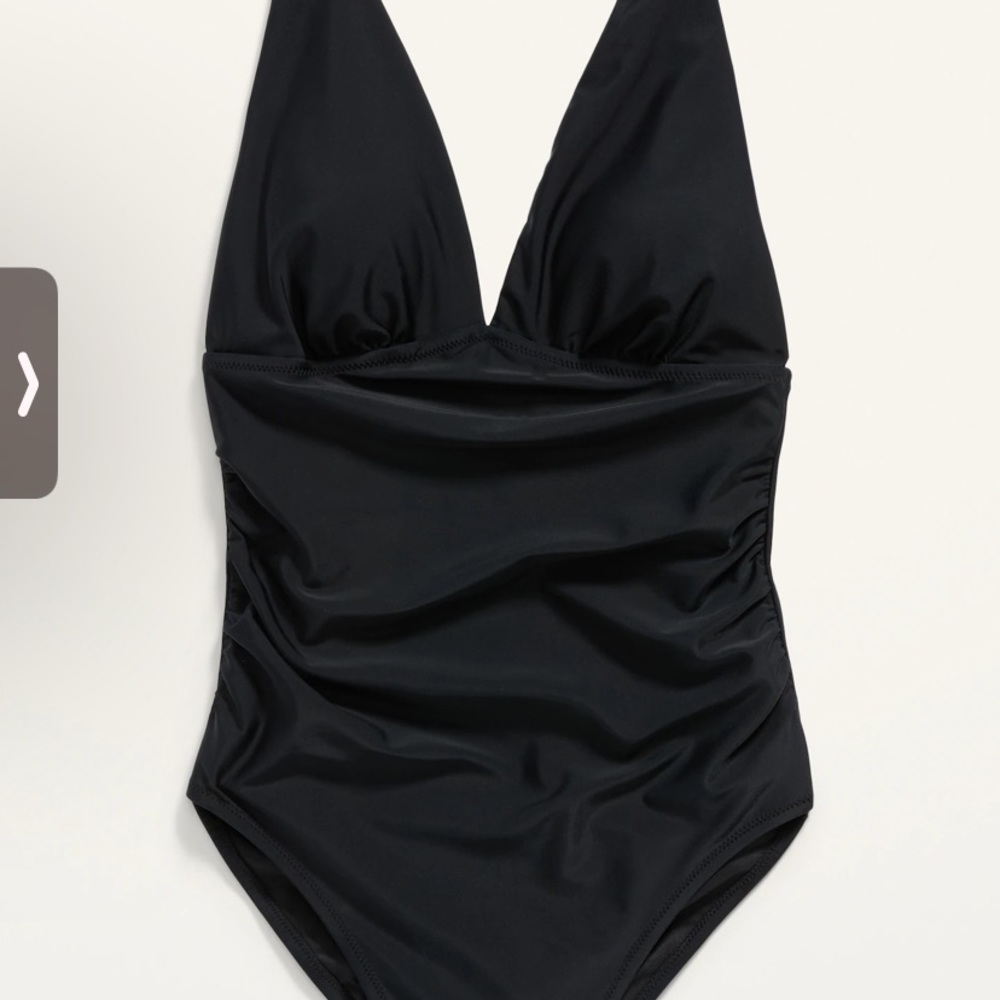 Old Navy One Piece swimsuit. NWT